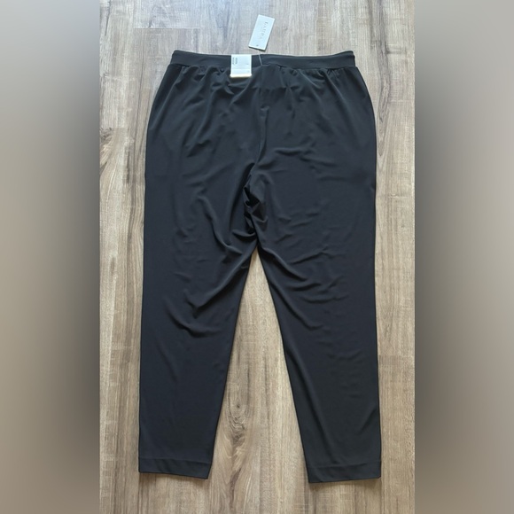 Laura soft black dress pants - Picture 3 of 4